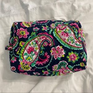 VERA BRADLEY LARGE COSMETIC